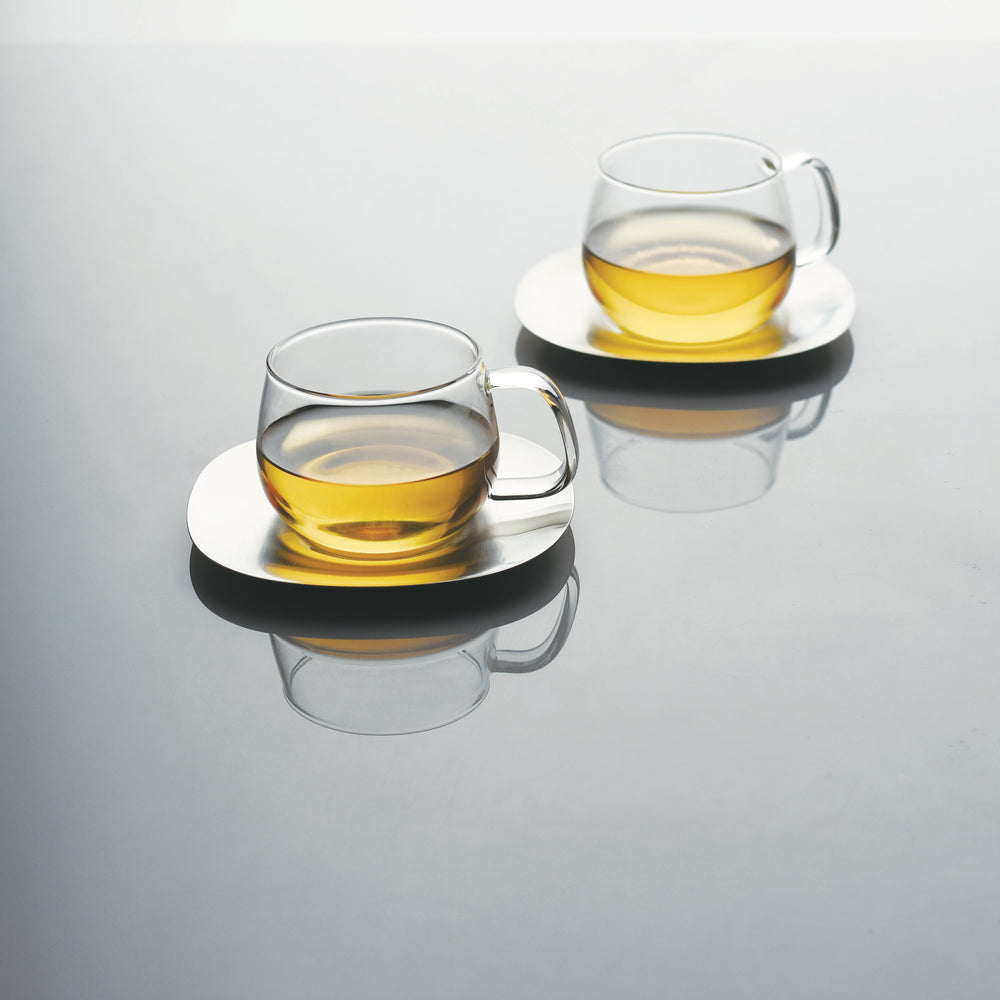 Tasse en verre 450ml KINTO – Accessoire à thé – Kodama Paris - 2 tasses avec thé